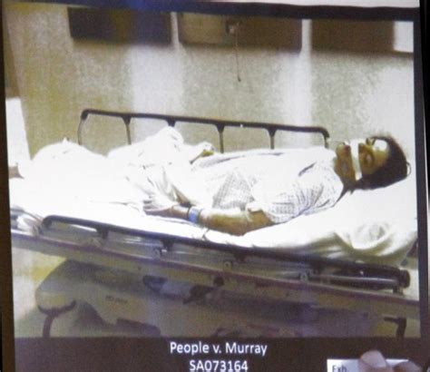 Jury sees shocking Michael Jackson autopsy photo